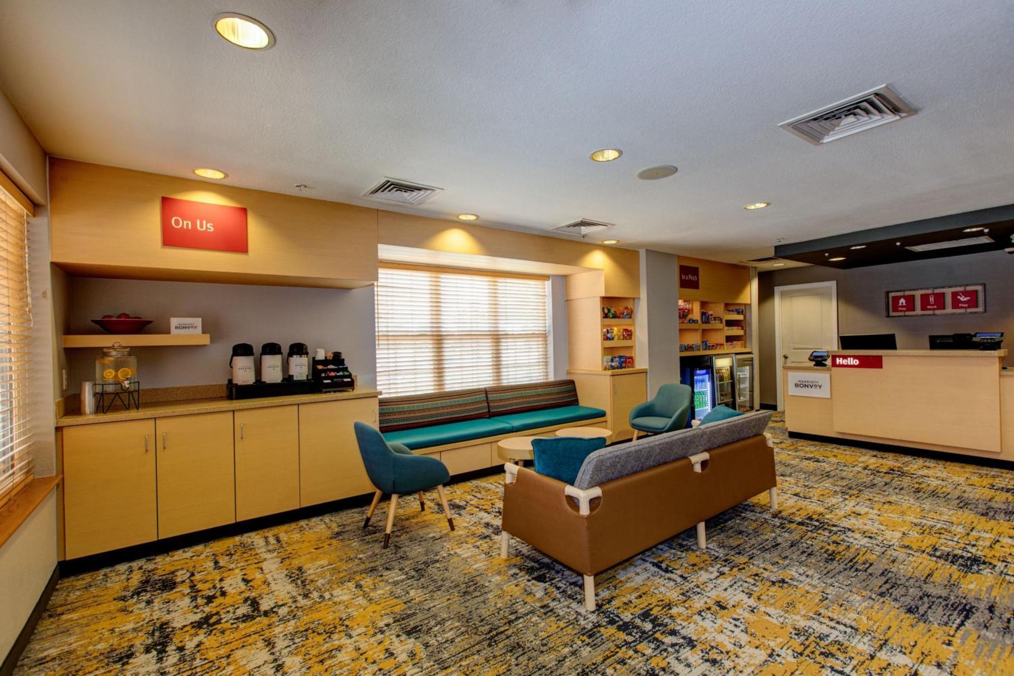 Towneplace Suites Colorado Springs Exterior photo
